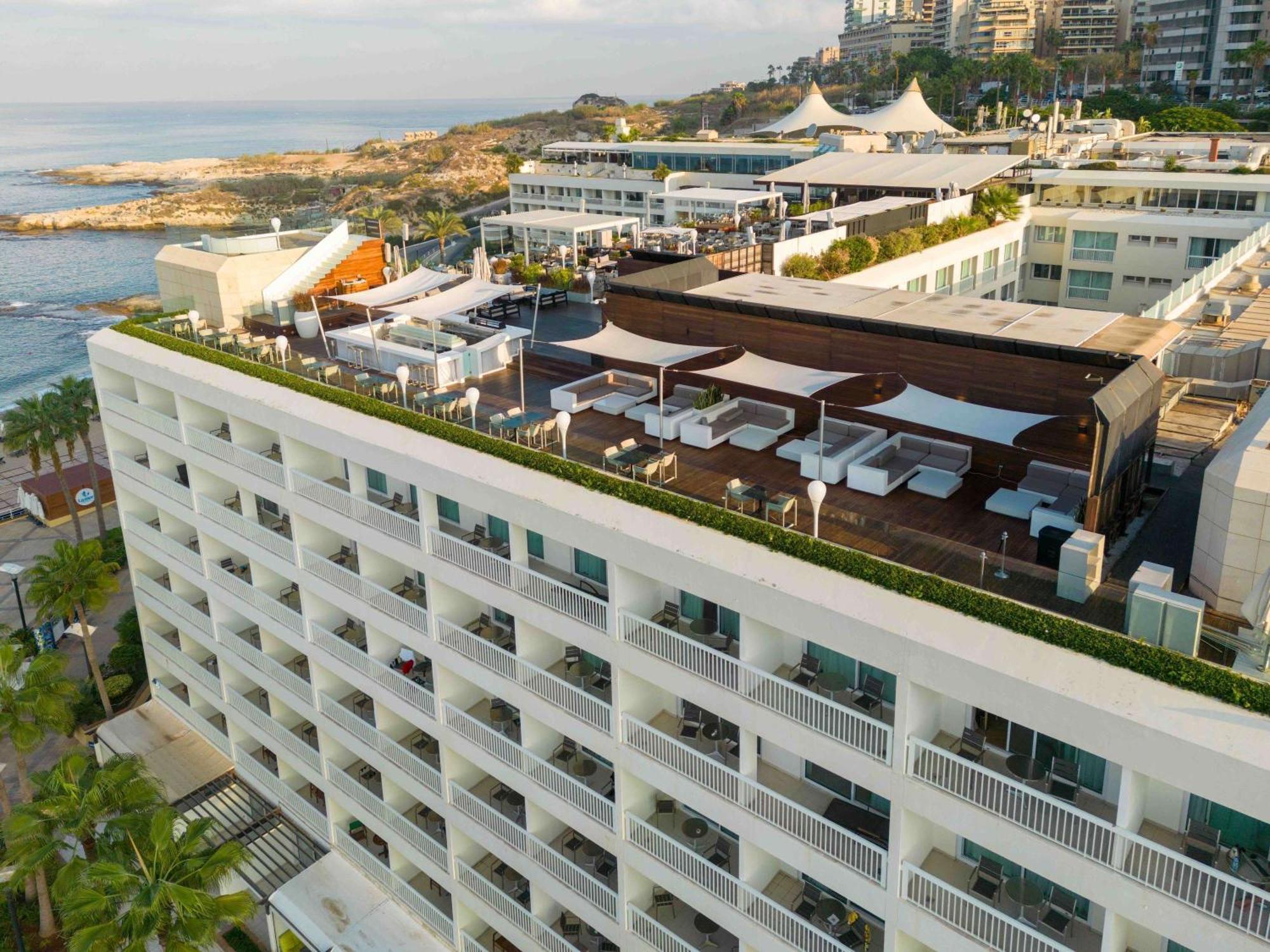 Moevenpick Hotel Бейрут Экстерьер фото