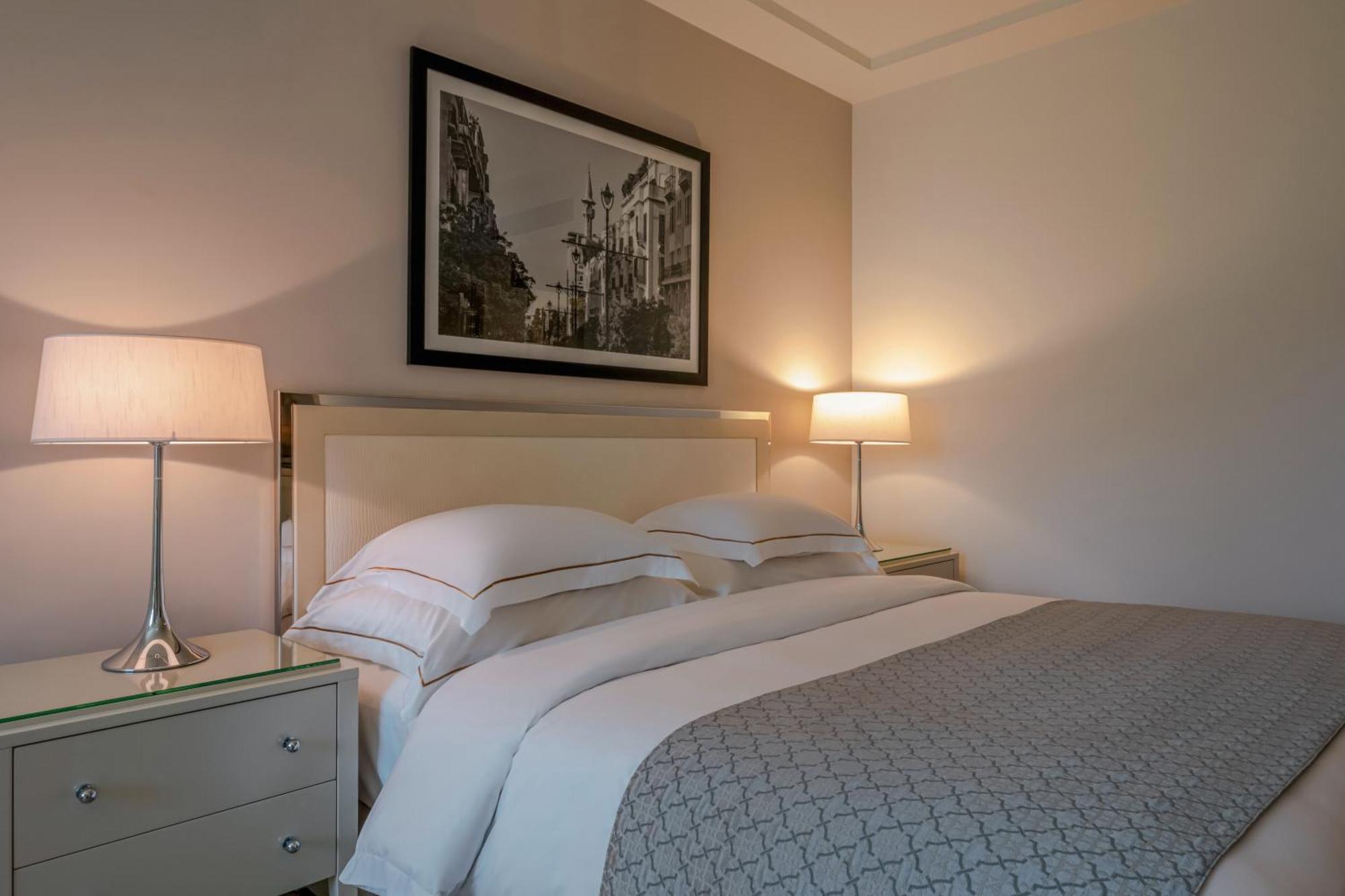 Moevenpick Hotel Бейрут Экстерьер фото